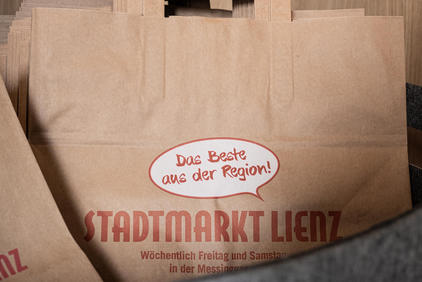 Genuss shoppen - Stadtmarkt Lienz © TVB Osttirol / Studio 20four GmbH